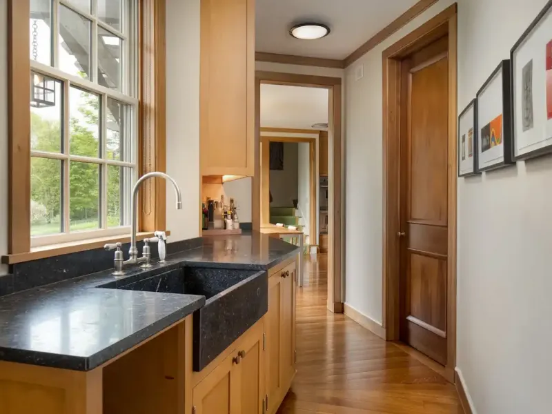 Sprawling Lakeville Compound On 21+ Acres – image 12