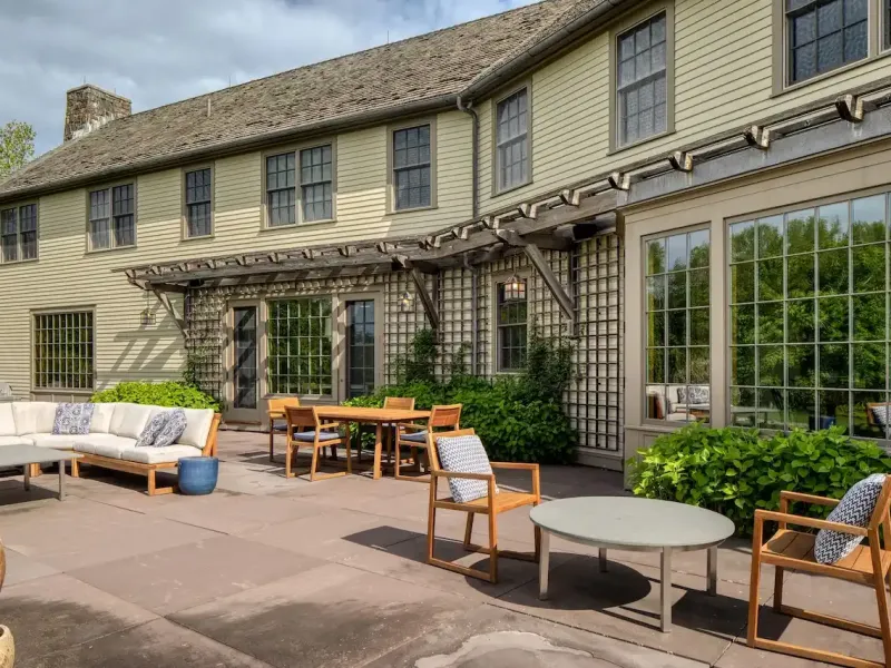 Sprawling Lakeville Compound On 21+ Acres – image 17