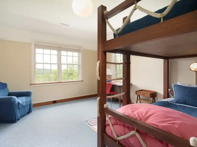 Sprawling Lakeville Compound On 21+ Acres – image 30