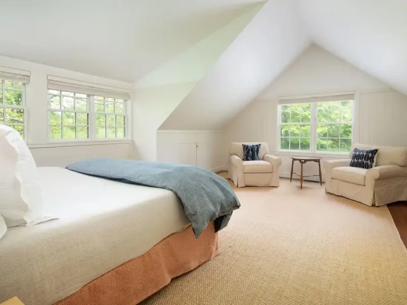 Sprawling Lakeville Compound On 21+ Acres – image 38