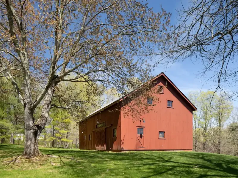 Sprawling Lakeville Compound On 21+ Acres – image 44
