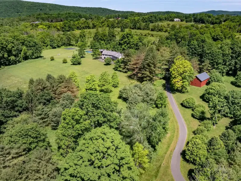 Sprawling Lakeville Compound On 21+ Acres – image 46