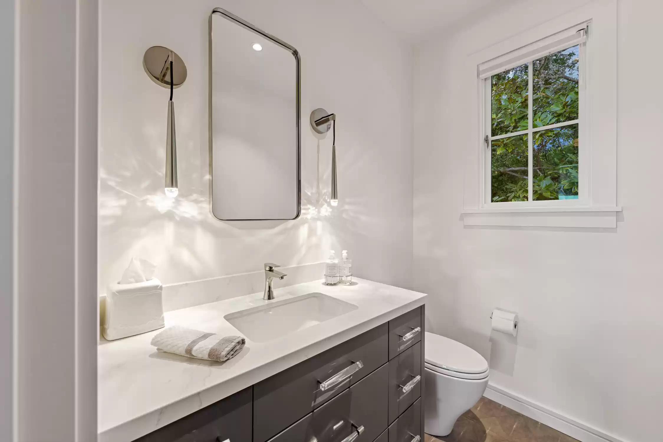 BELVEDERE BEAUTY – image 12