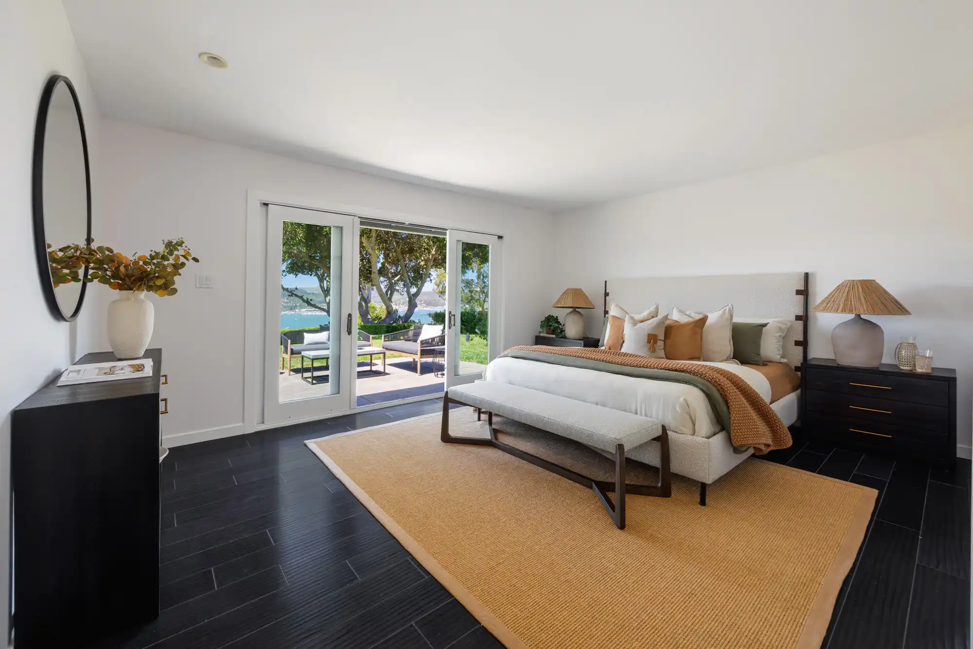 EXCEPTIONAL LOCATION – image 11