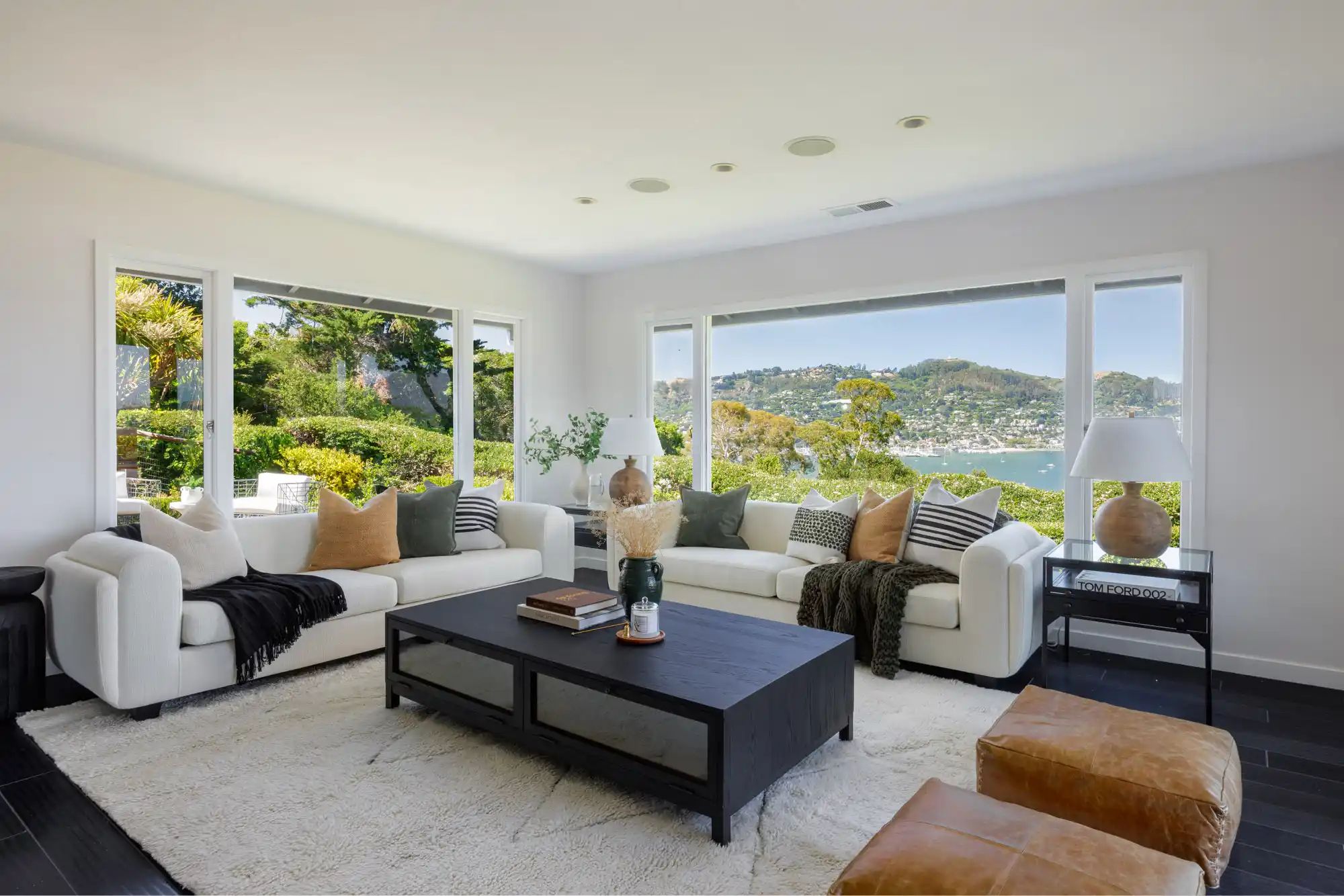 EXCEPTIONAL LOCATION – image 4