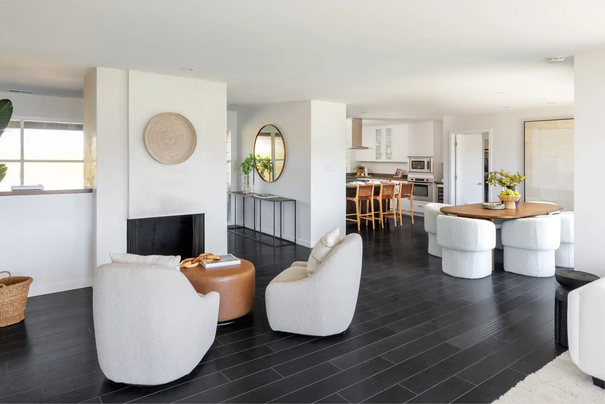 EXCEPTIONAL LOCATION – image 5