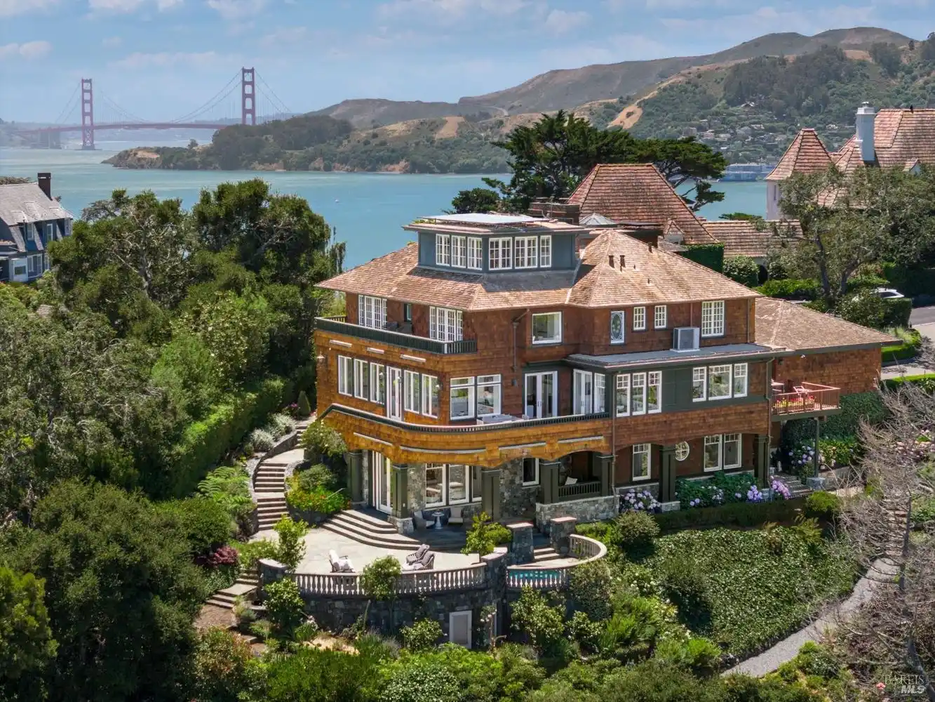 Enchanting Belvedere Estate – image 1