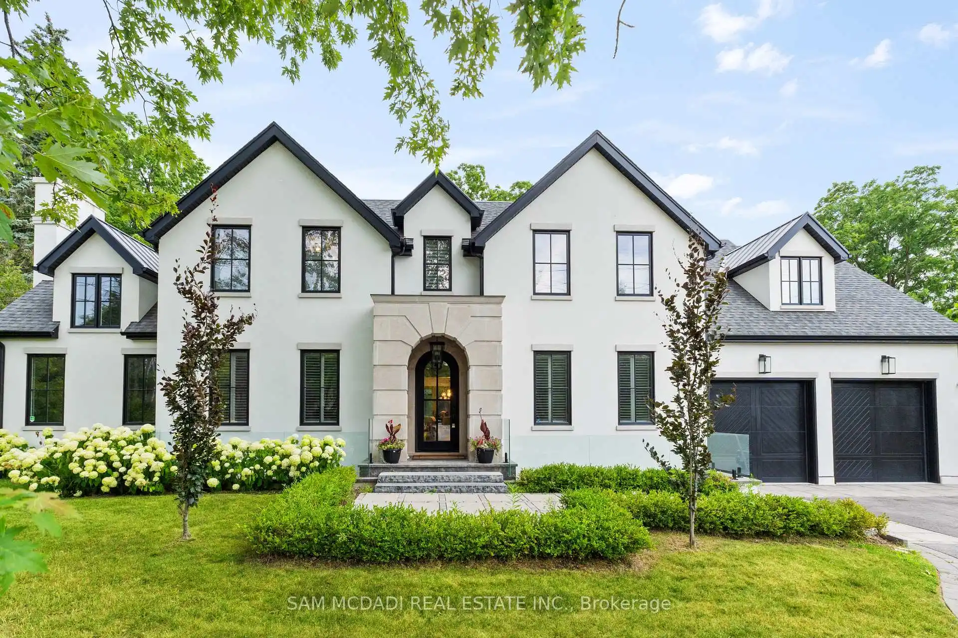 231 Wedgewood Drive, Oakville (W12736948) – image 1