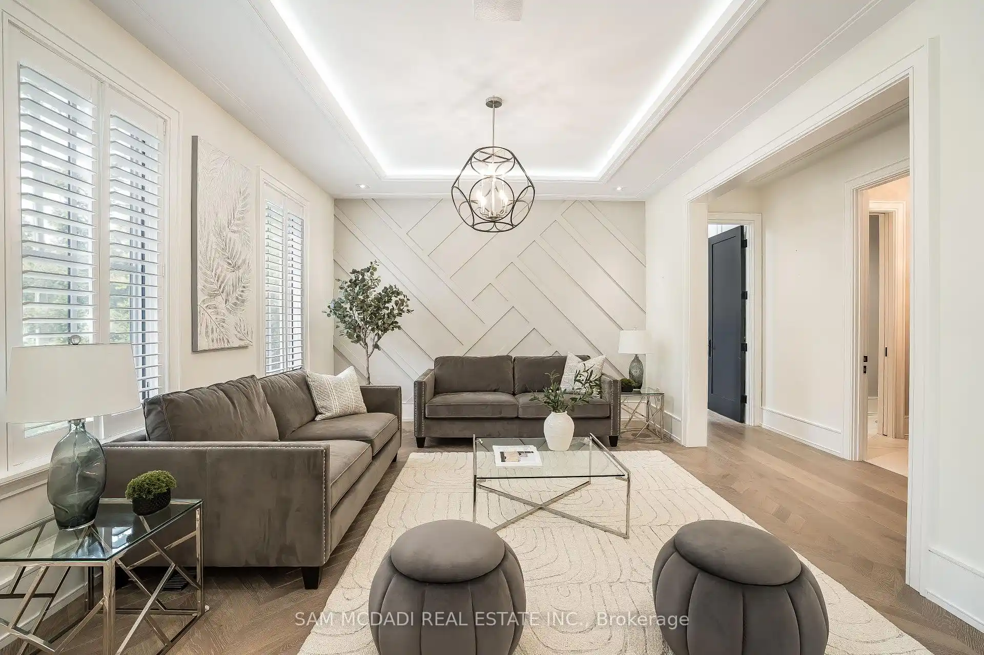 231 Wedgewood Drive, Oakville (W12736948) – image 15