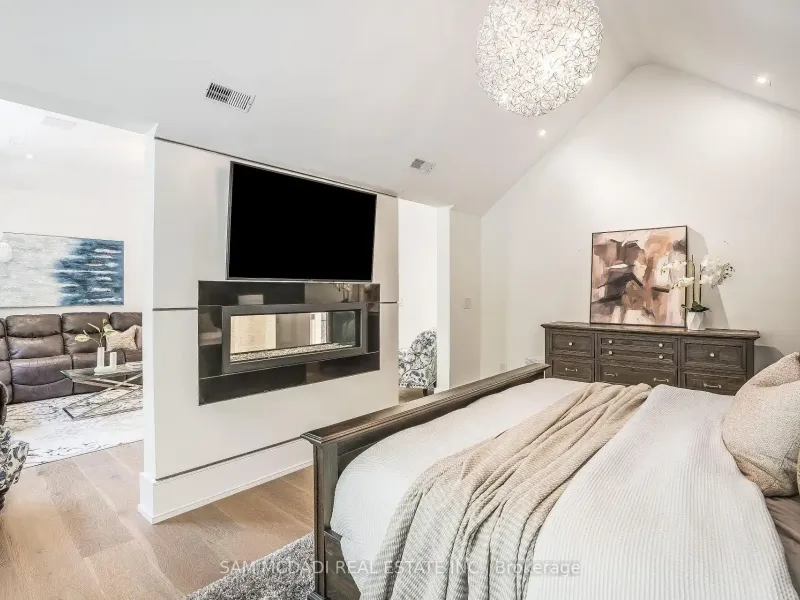 231 Wedgewood Drive, Oakville (W13556804) – image 25