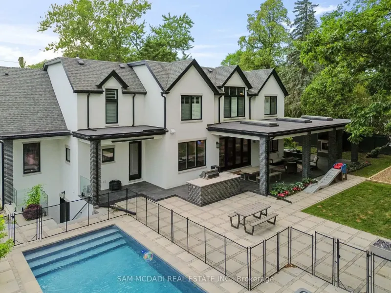 231 Wedgewood Drive, Oakville (W13556804) – image 3