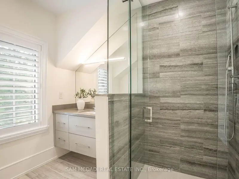 231 Wedgewood Drive, Oakville (W13556804) – image 36