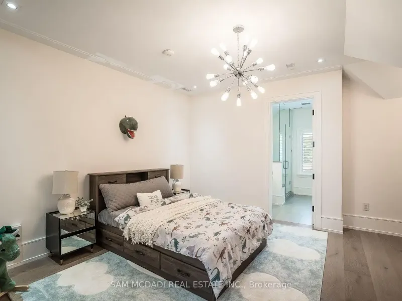 231 Wedgewood Drive, Oakville (W13556804) – image 37