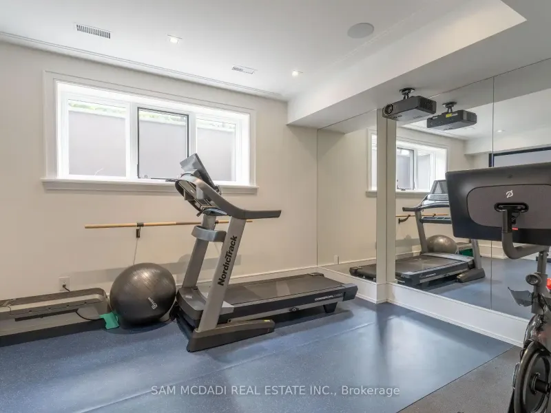 231 Wedgewood Drive, Oakville (W13556804) – image 42