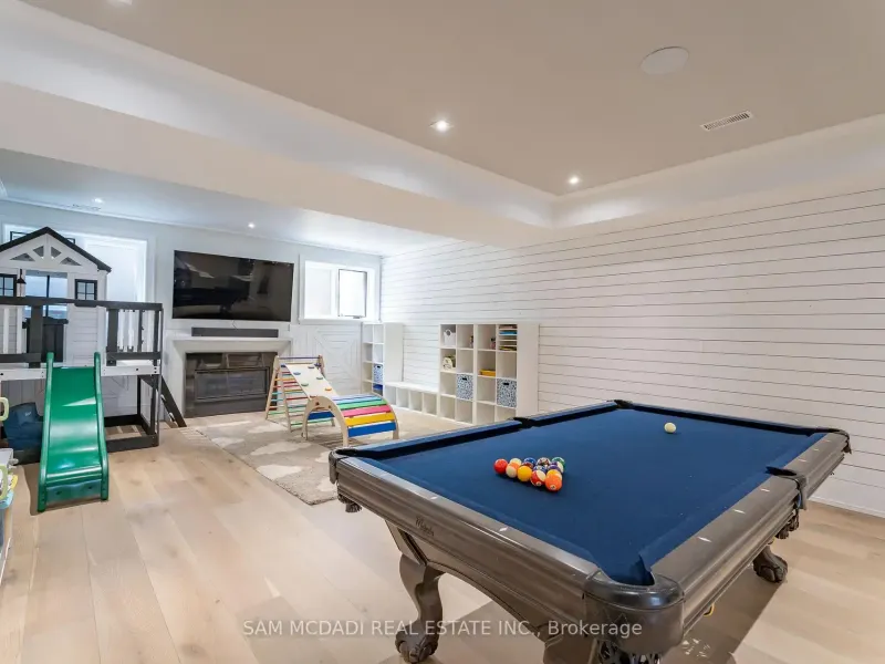 231 Wedgewood Drive, Oakville (W13556804) – image 44