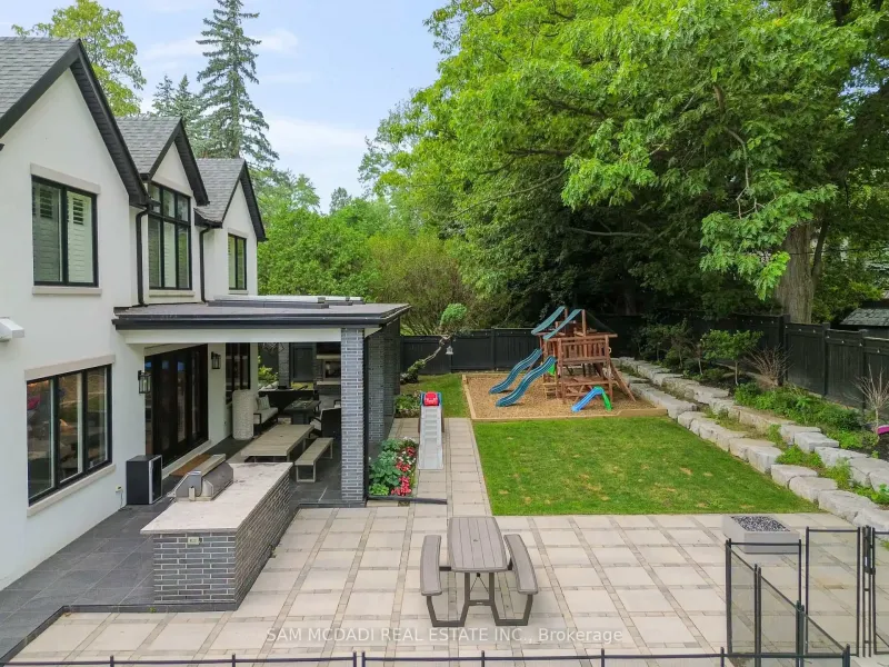 231 Wedgewood Drive, Oakville (W13556804) – image 5