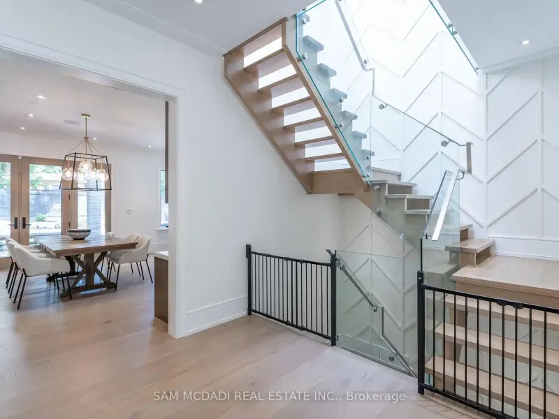 231 Wedgewood Drive, Oakville (W13556804) – image 8