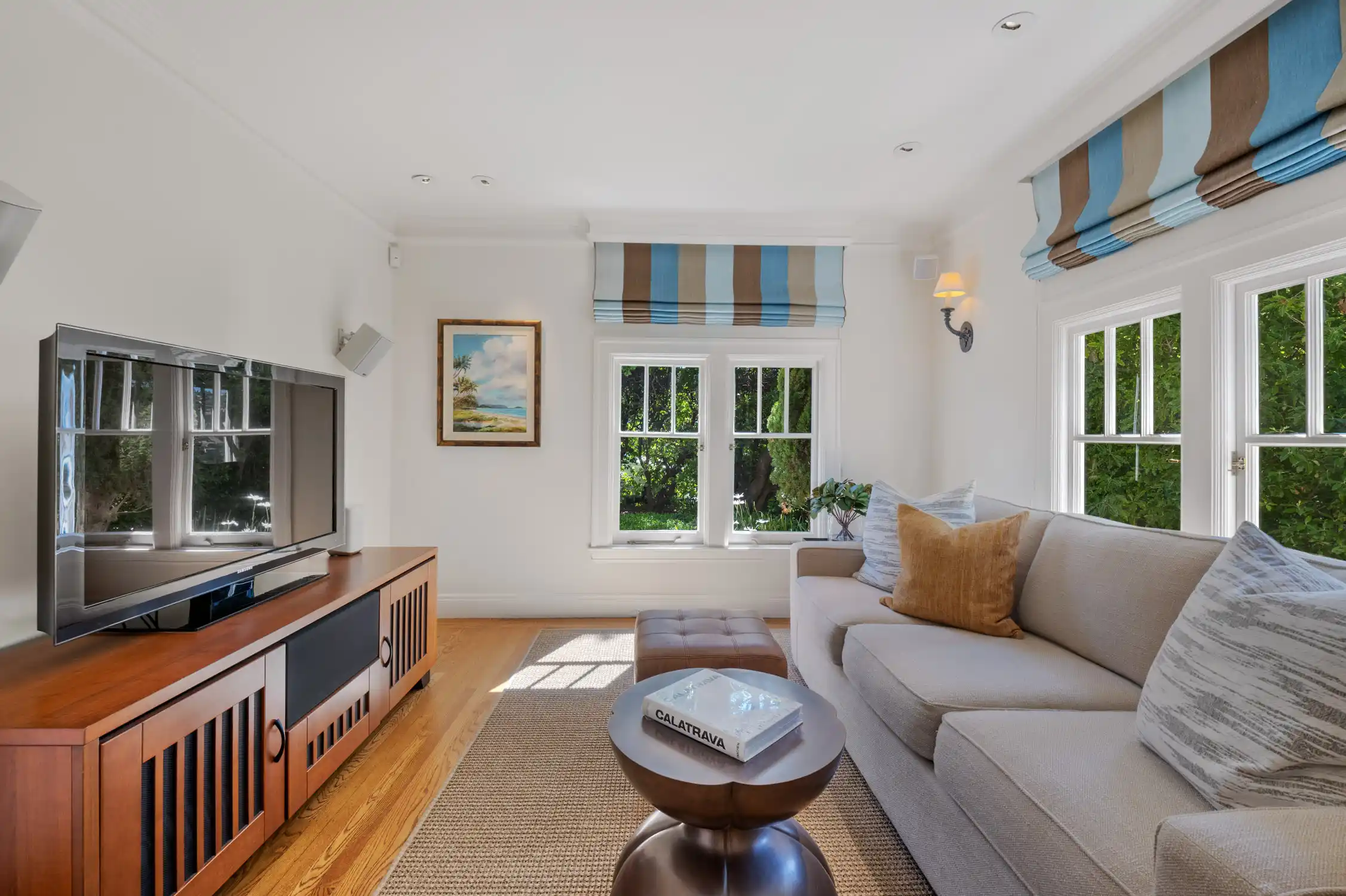 Iconic Belvedere View Estate – image 14