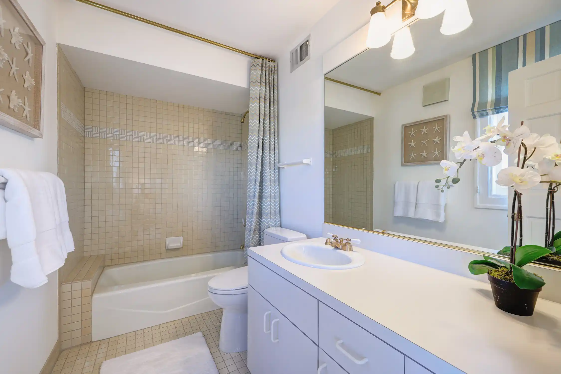 Iconic Belvedere View Estate – image 33
