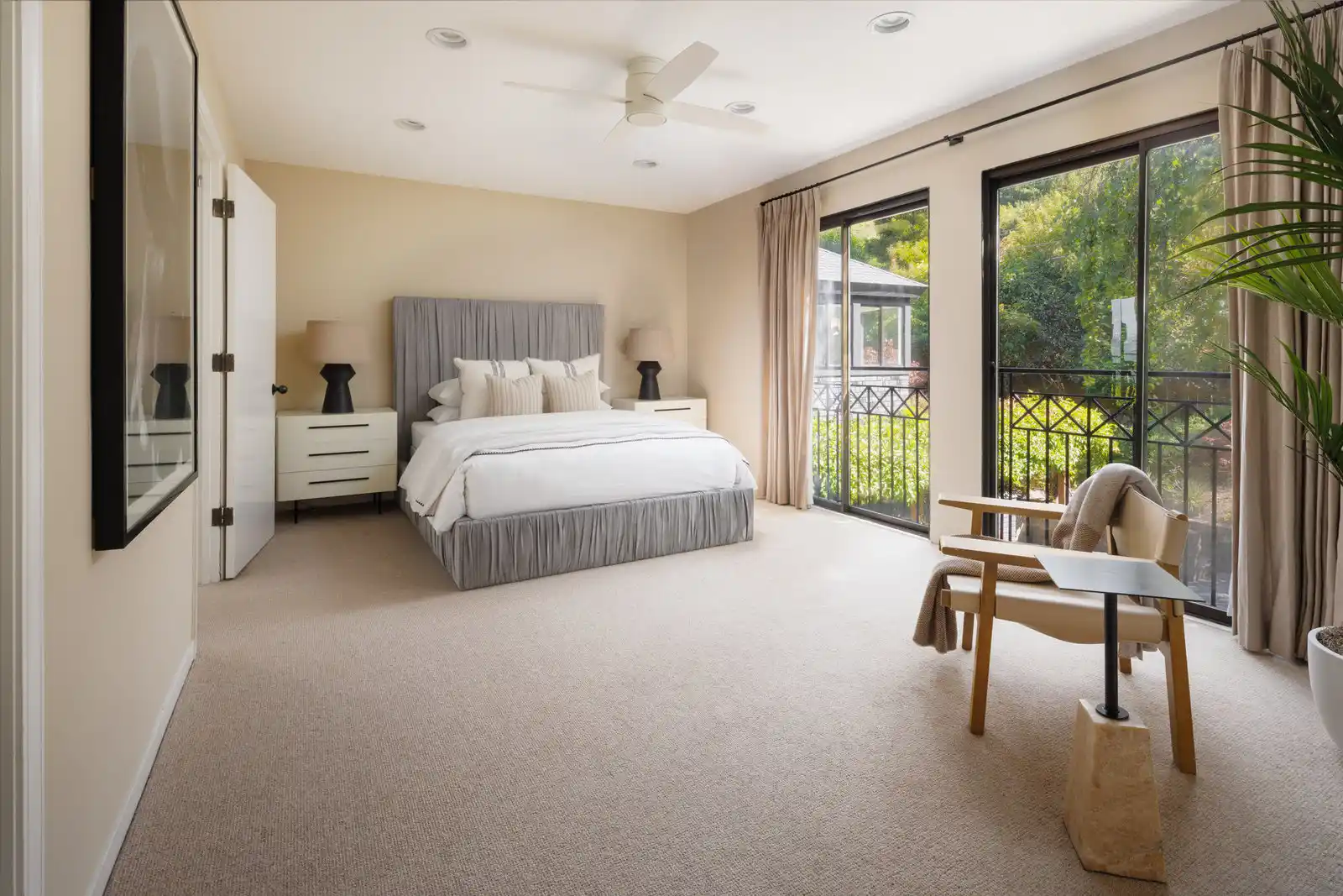 Sweeping Bay Views – image 19