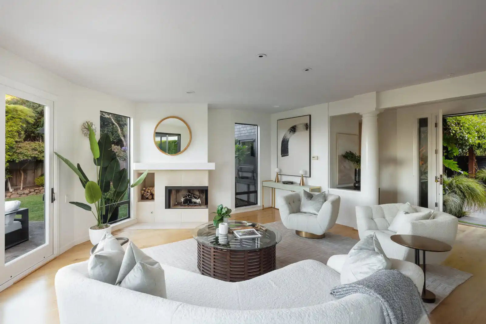 Sweeping Bay Views – image 6