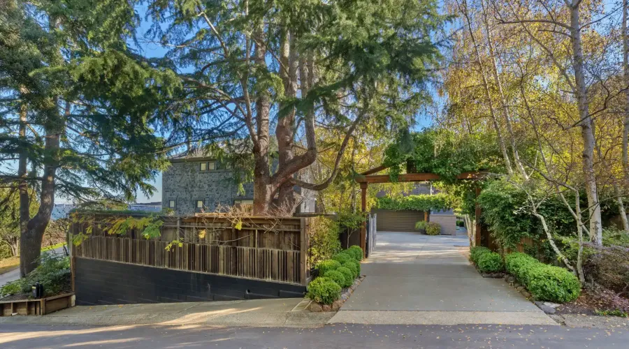 10 Seafirth Rd, Tiburon, California, 94920, United States, 4 Bedrooms Bedrooms, ,4 BathroomsBathrooms,Residential,For Sale,10 Seafirth Rd,1603181