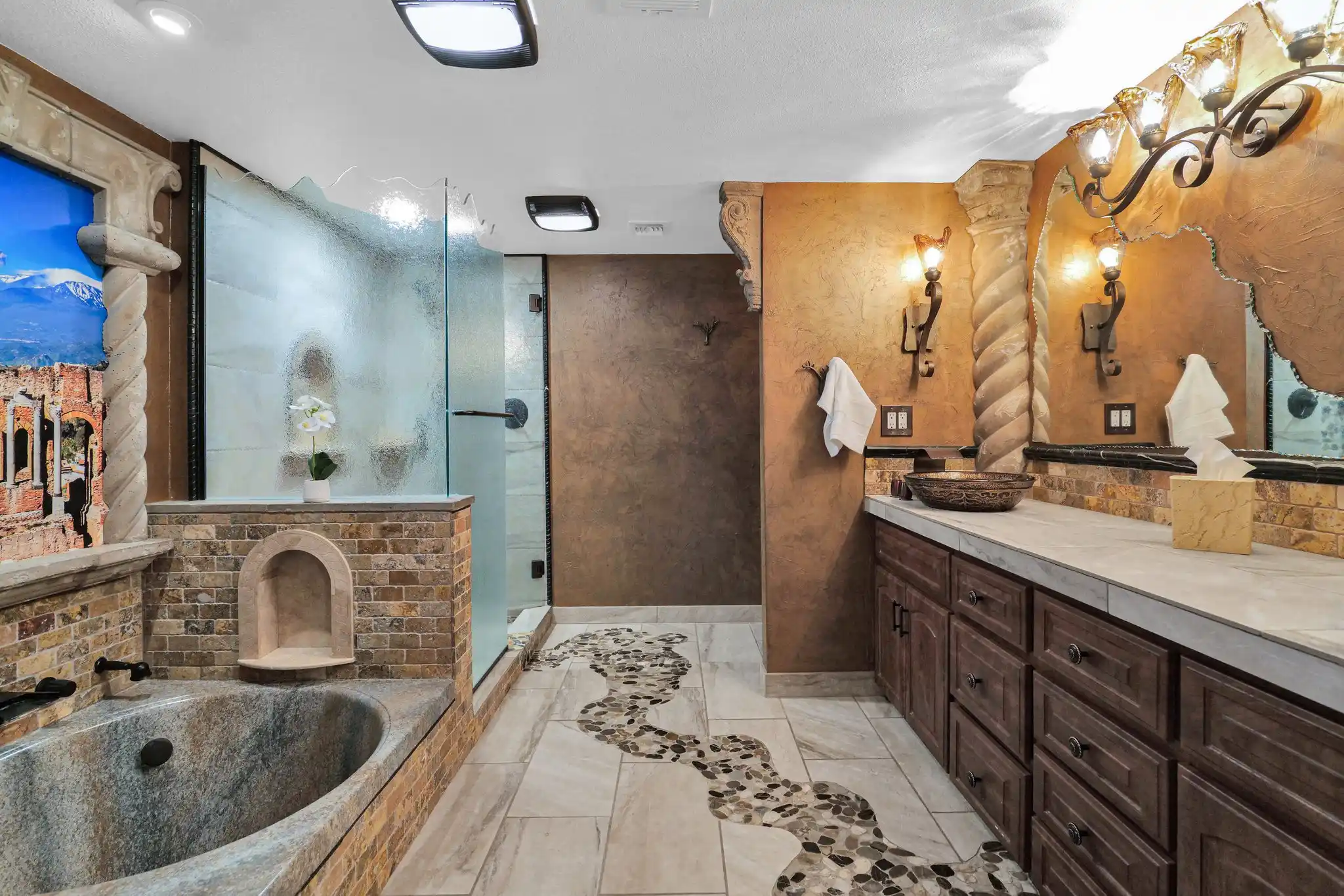 Unique Architectural Mid-Century Modern – image 31