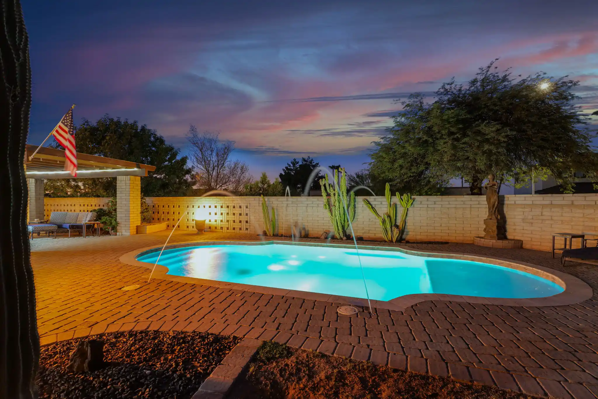 Unique Architectural Mid-Century Modern – image 63
