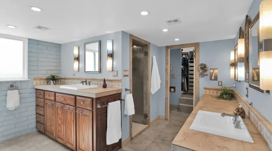 1265 W Mountain View Dr, Mesa, Arizona, 85201, United States, 4 Bedrooms Bedrooms, 10 Rooms Rooms,3 BathroomsBathrooms,Single family home,Residential,W Mountain View,1633253