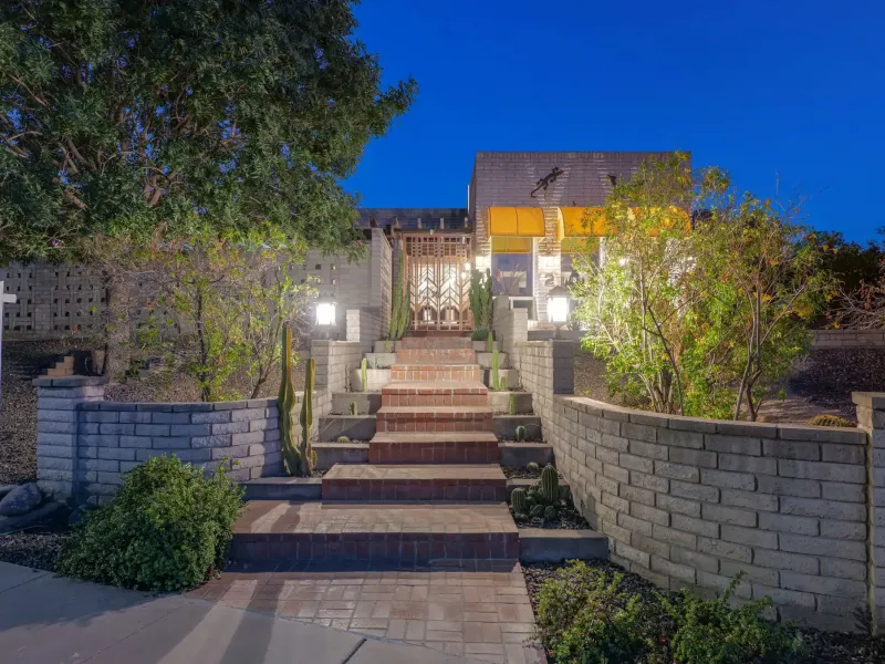 Unique Architectural Mid-Century Modern – image 61