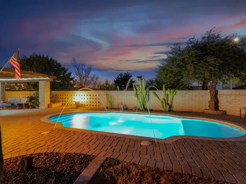 Unique Architectural Mid-Century Modern – image 63
