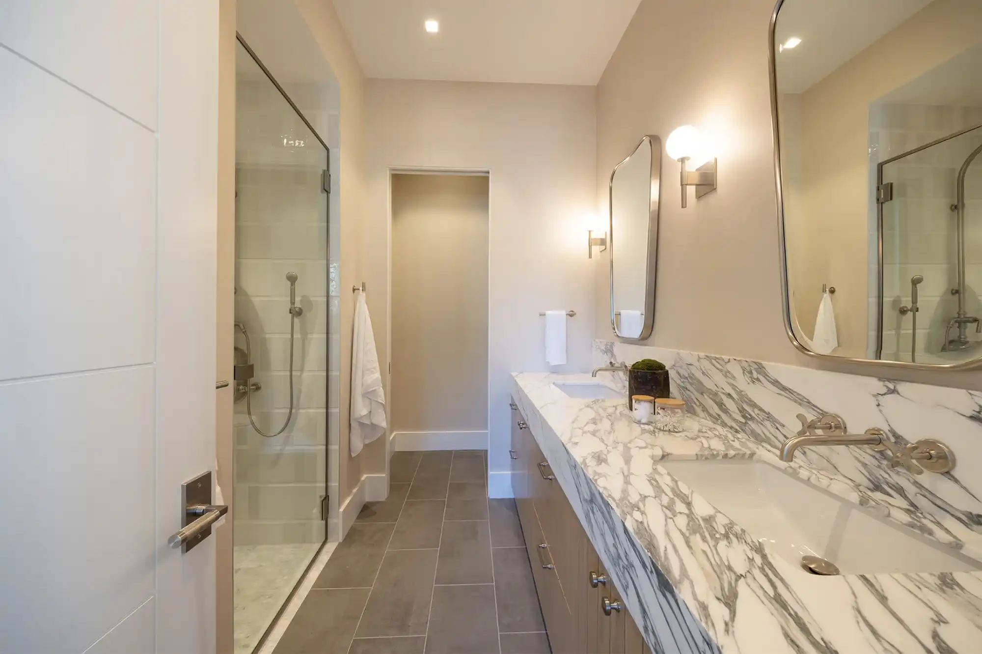 Newly constructed wine country estate – image 20