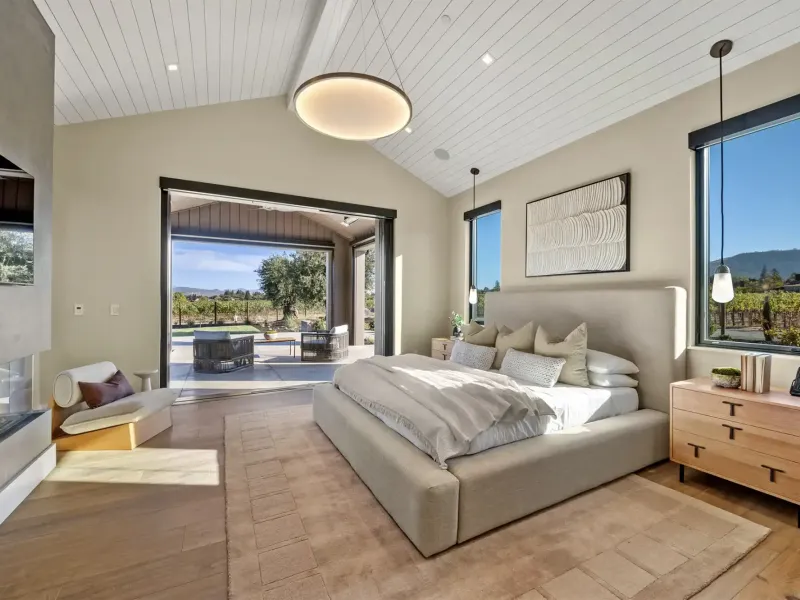 Newly constructed wine country estate – image 15