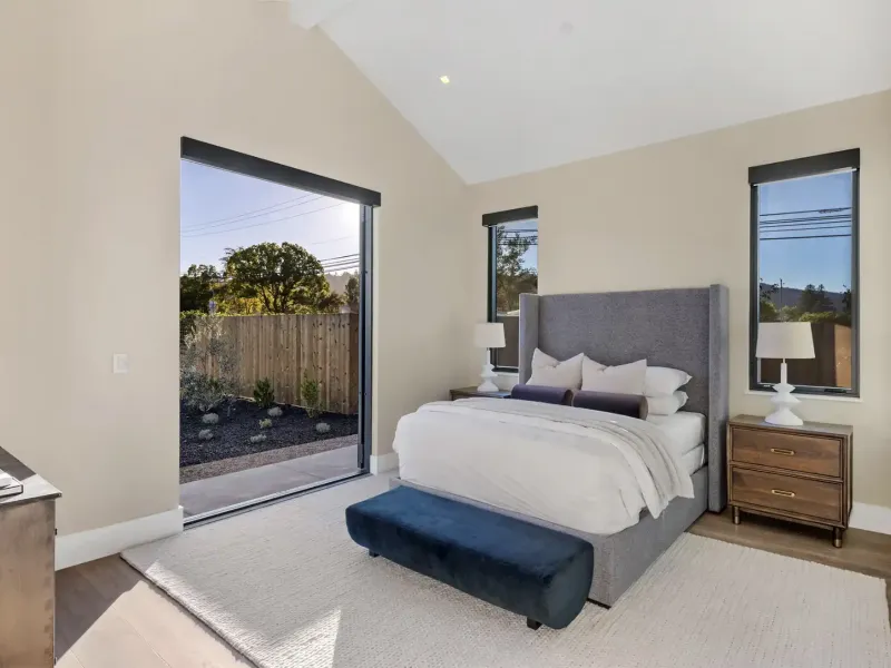 Newly constructed wine country estate – image 21