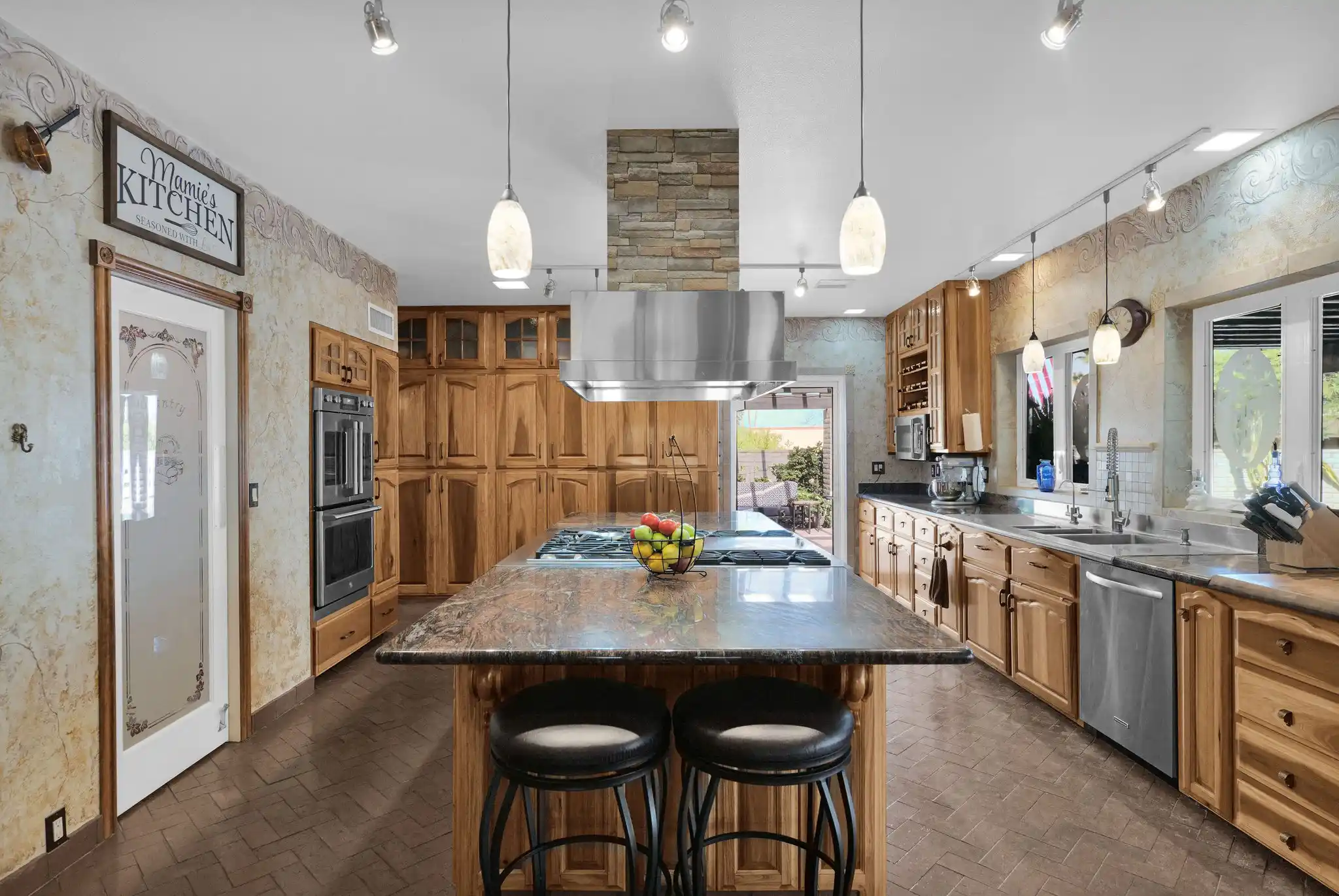 Unique Mid-Century Modern Home – image 11