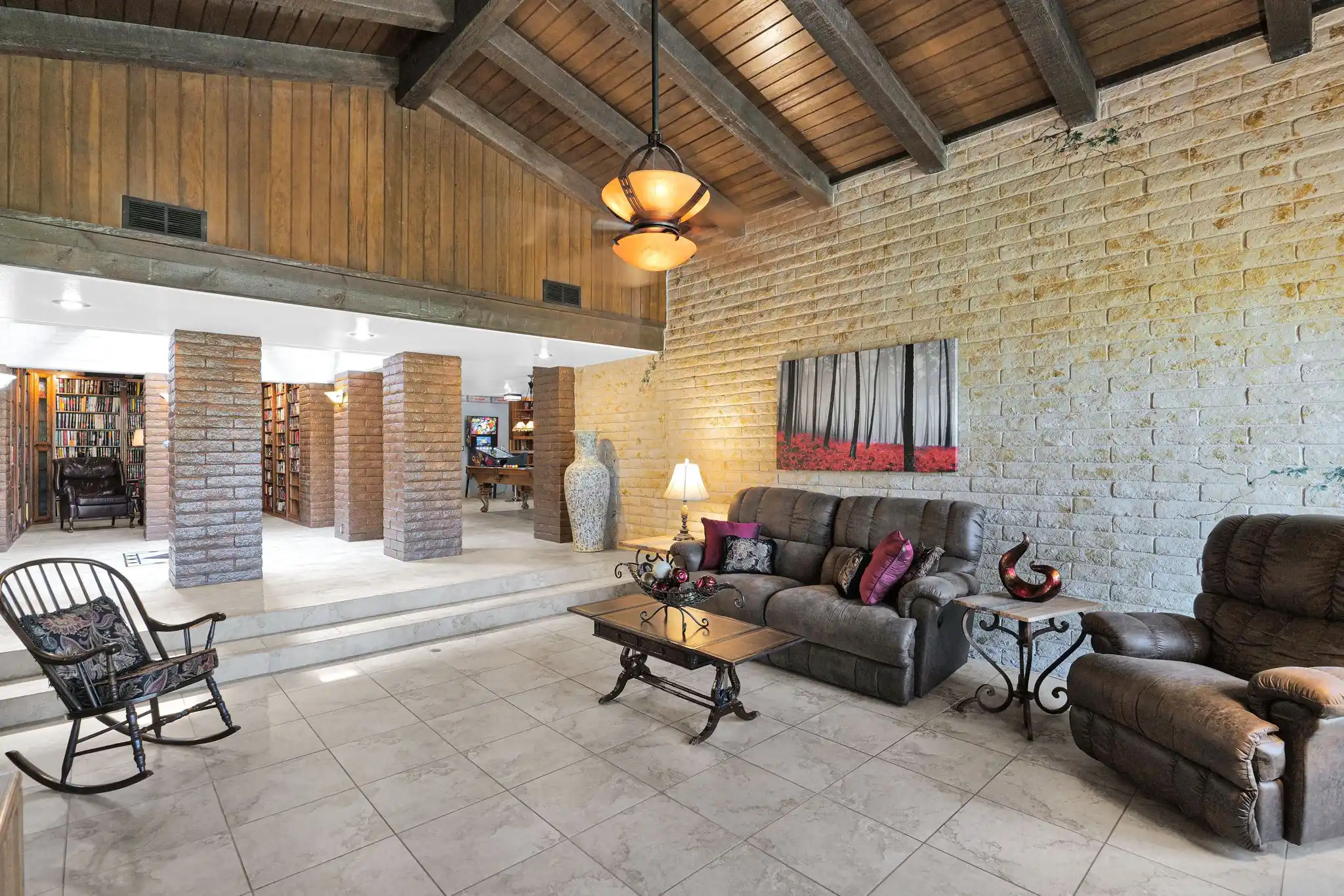 Unique Mid-Century Modern Home – image 7