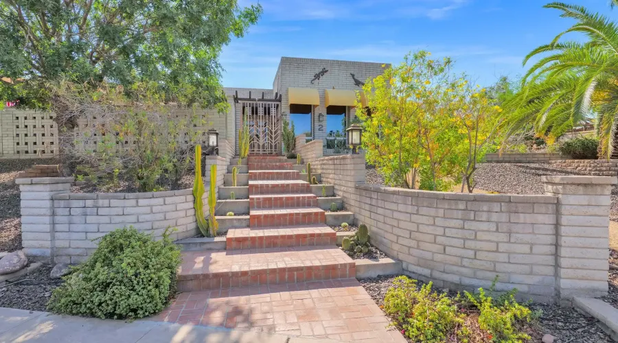 1265 W Mountain View Drive, Mesa, Arizona, 85201, United States, 4 Bedrooms Bedrooms, 10 Rooms Rooms,3 BathroomsBathrooms,Residential,For Sale,W Mountain View,1648291