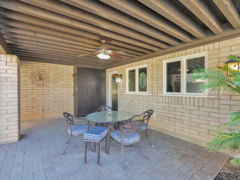 Unique Mid-Century Modern Home – image 53