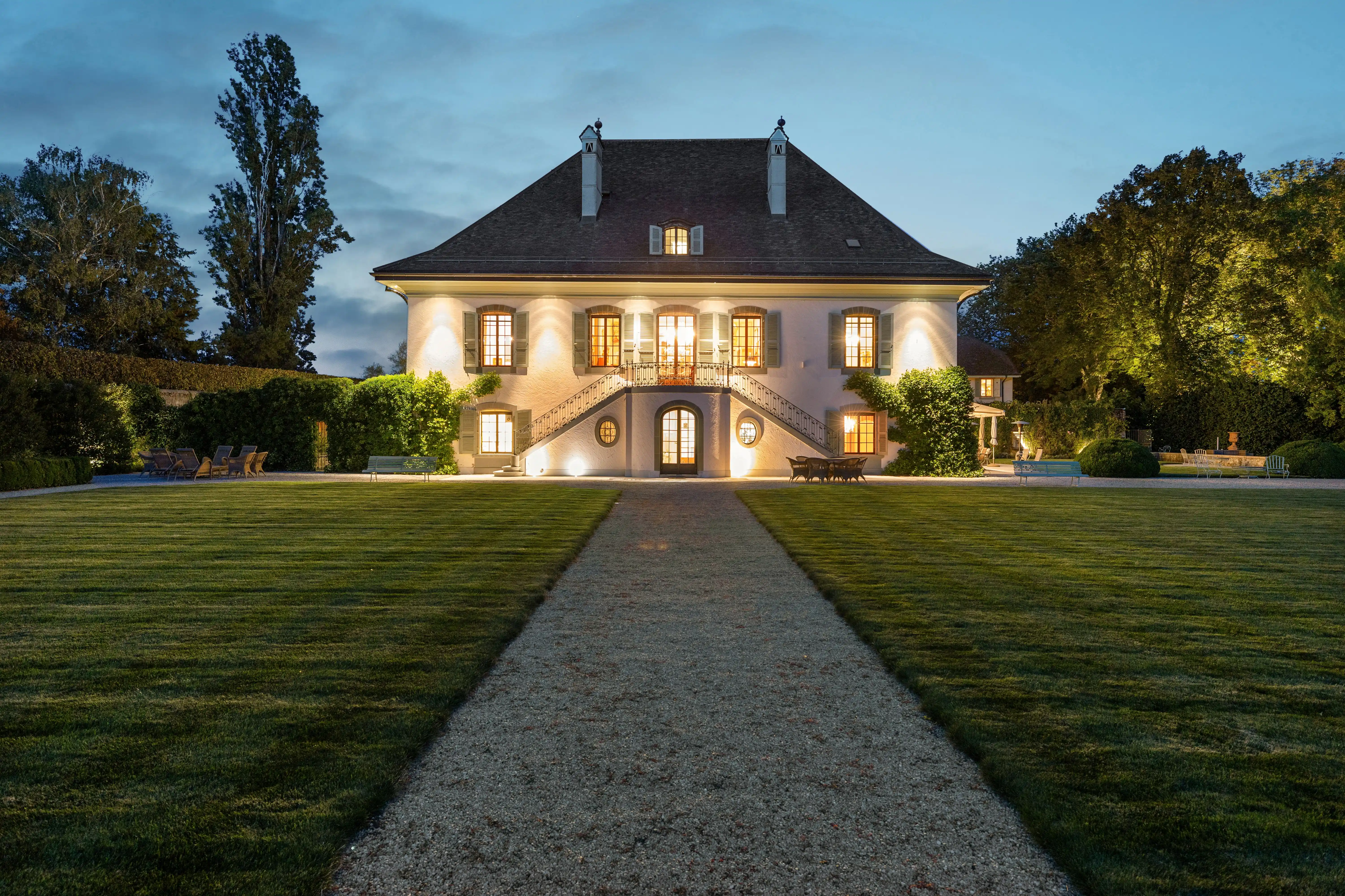 The Royal Estate and Chateau de Merlinge, Switzerland – image 2