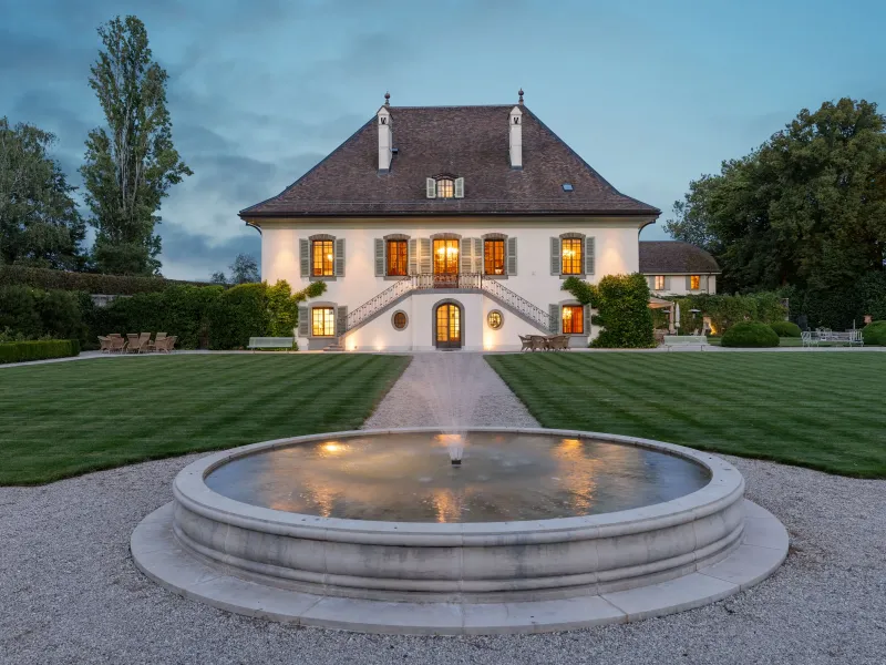 The Royal Estate and Chateau de Merlinge, Switzerland – image 1