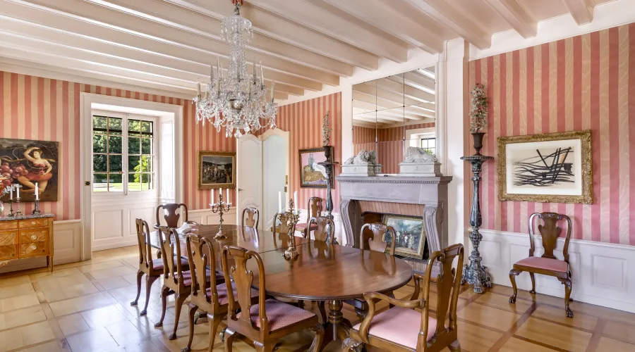 Switzerland, 8 Bedrooms Bedrooms, ,8 BathroomsBathrooms,For Sale,For Sale,1652384