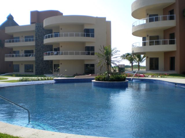 Condo For Sale – image 4