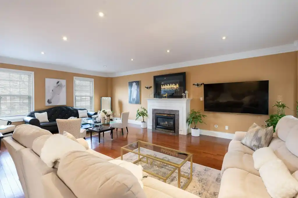 3248 Barchester Court, Mississauga (W12862824) – image 15