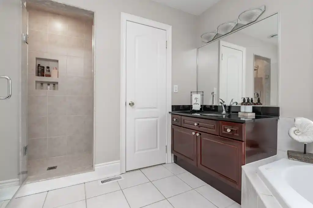 3248 Barchester Court, Mississauga (W12862824) – image 40