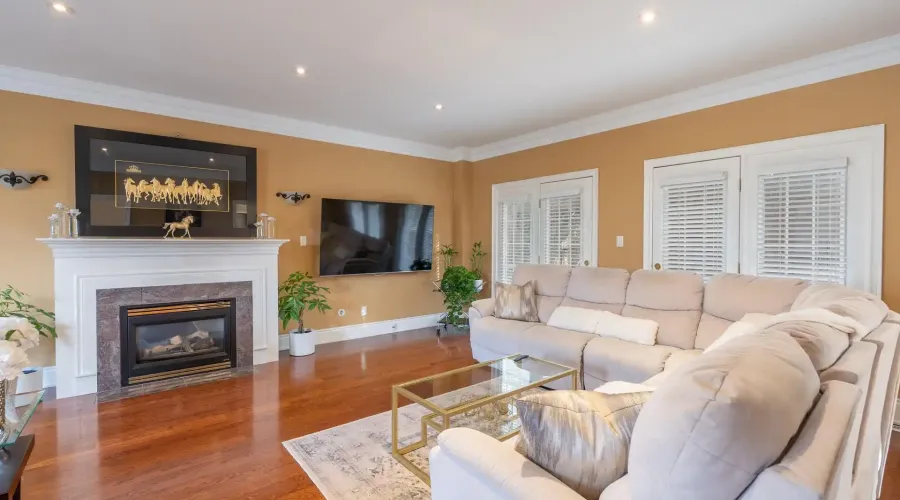 3248 Barchester Crt, Mississauga, Ontario, L5L 5Z1, Canada, 4 Bedrooms Bedrooms, ,5 BathroomsBathrooms,Residential,For Sale,Barchester Crt,1685347