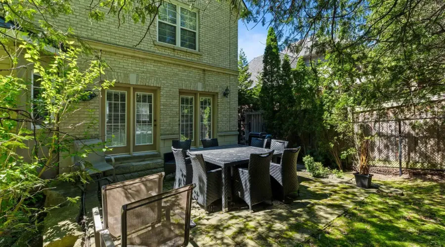 3248 Barchester Crt, Mississauga, Ontario, L5L 5Z1, Canada, 4 Bedrooms Bedrooms, ,5 BathroomsBathrooms,Residential,For Sale,Barchester Crt,1685347