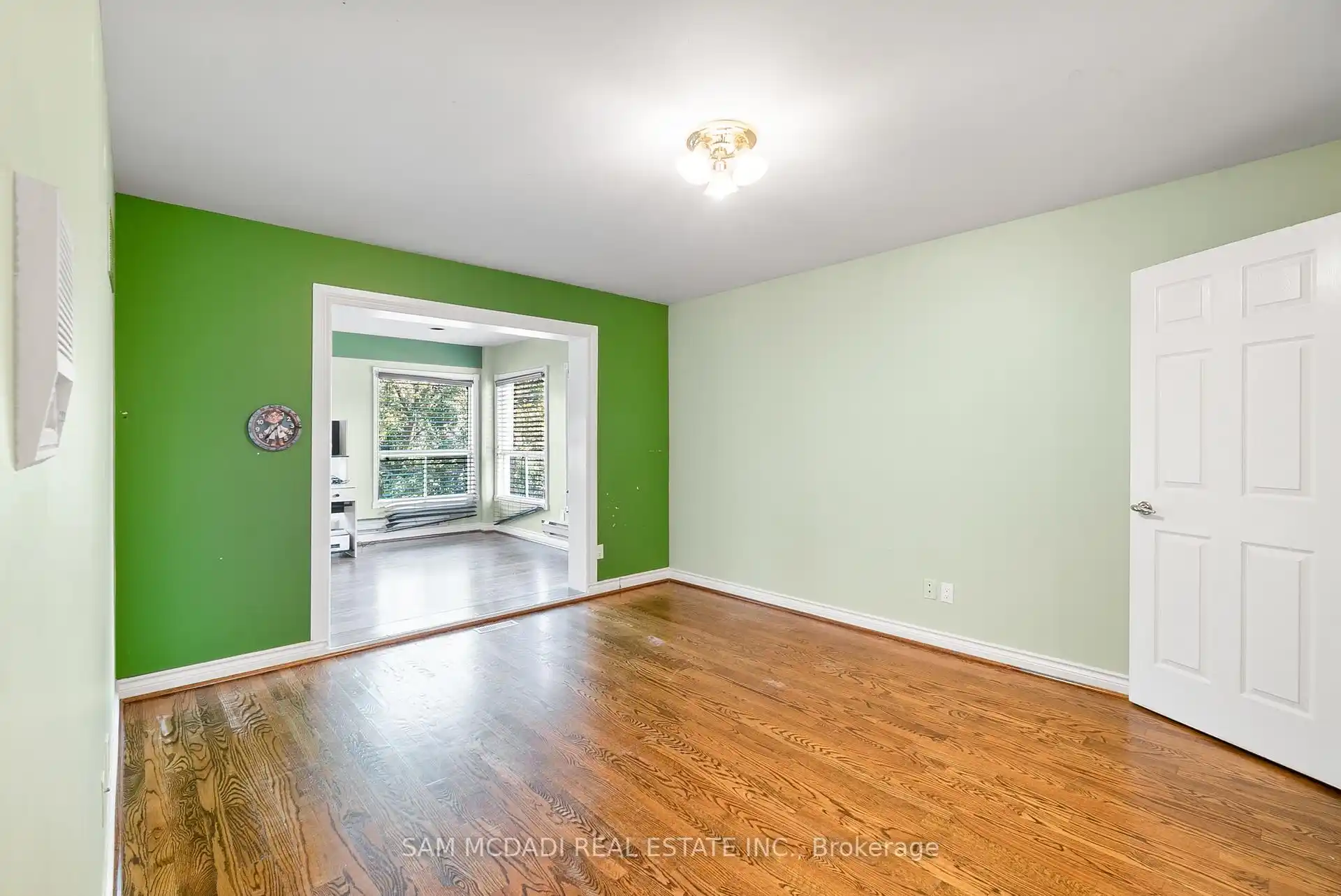 2339 Glengarry Road, Mississauga (W12442701) – image 22