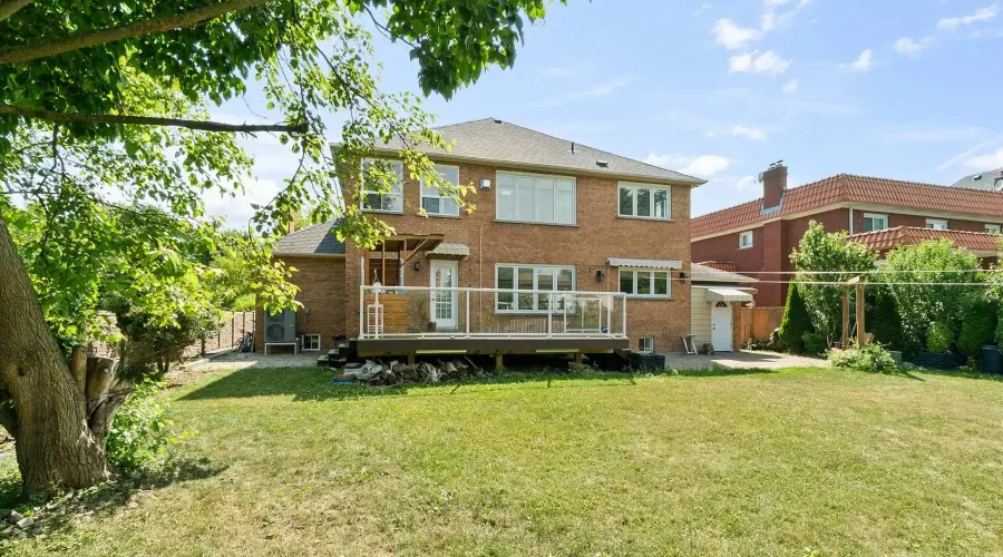 2339 Glengarry Rd, Mississauga, Ontario, L5C 1Y1, Canada, 5 Bedrooms Bedrooms, ,6 BathroomsBathrooms,Residential,For Sale,Glengarry Rd,1687896