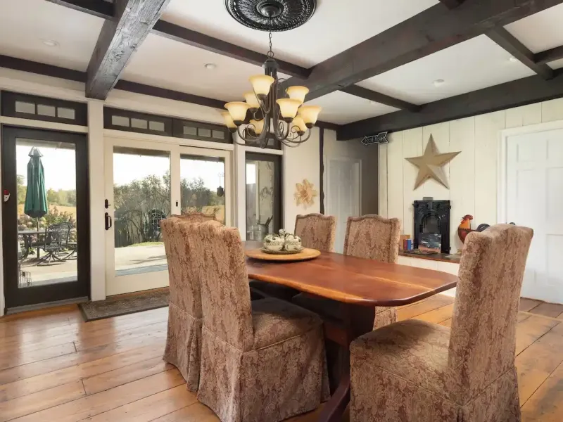https://harneyrealestate.com/listings/1030-county-route-27a-ancram-ny- – image 15