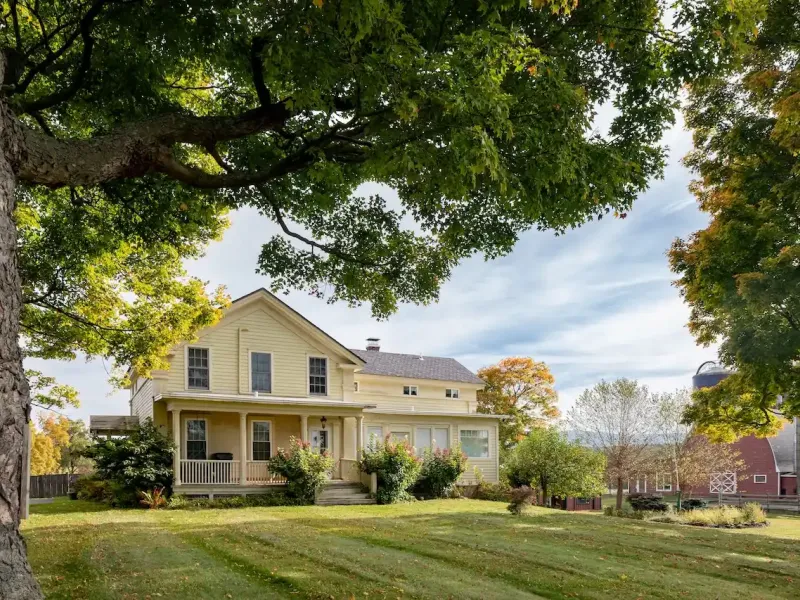 https://harneyrealestate.com/listings/1030-county-route-27a-ancram-ny- – image 2